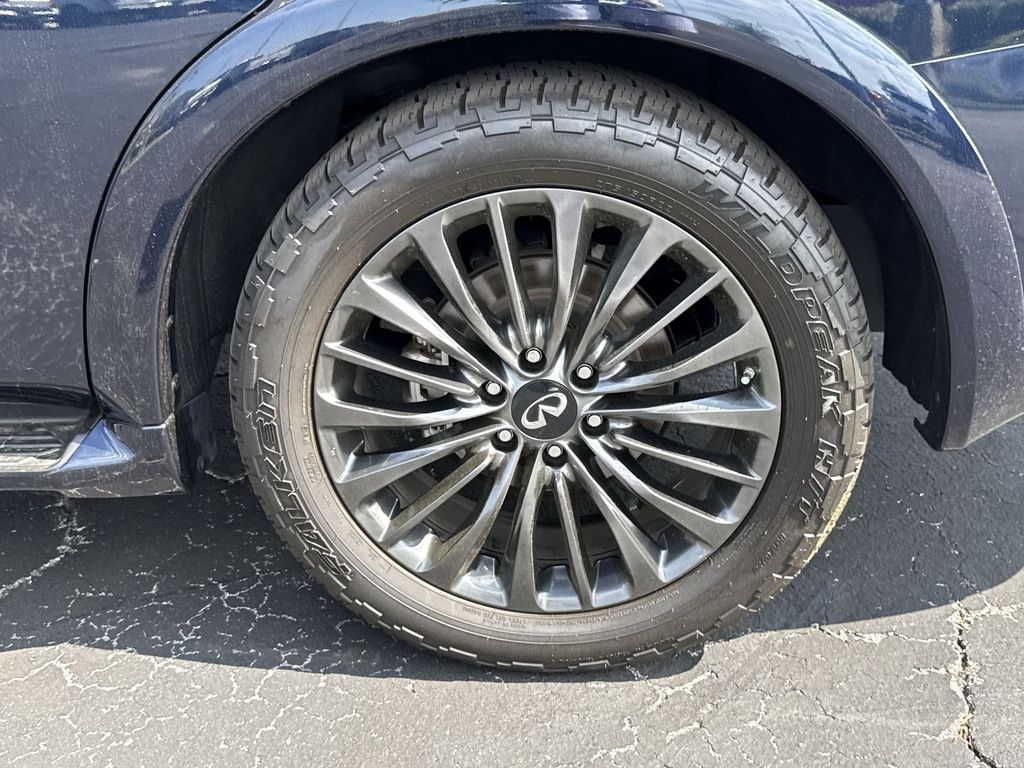 Thumbnail: 2022 INFINITI QX80 - 31