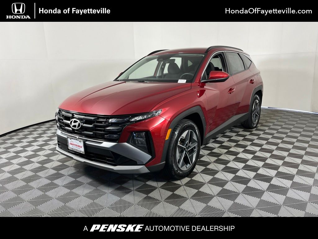 Ultimate Red 2025 Hyundai Tucson SUV / Crossover Front-Wheel Drive 8-Speed Automatic