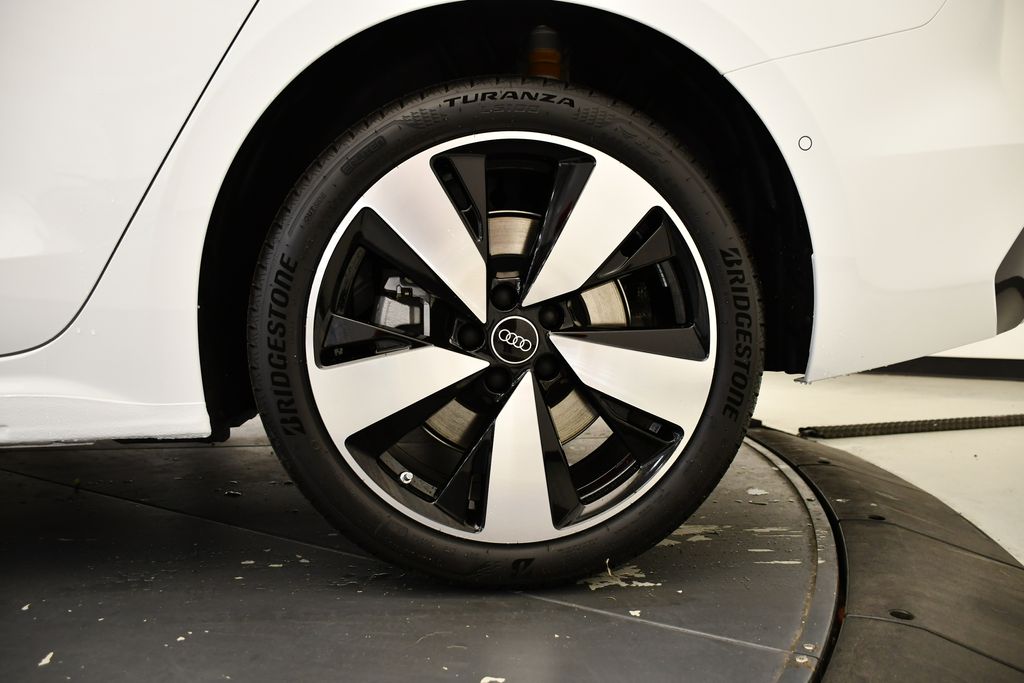 Thumbnail: 2025 Audi A5 - 14