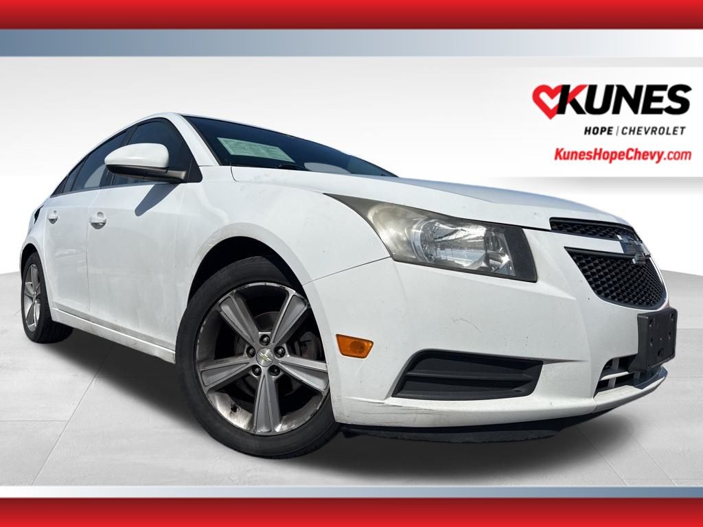 Summit White 2013 Chevrolet Cruze 2LT Sedan FWD Sedan Front-Wheel Drive 6-Speed Automatic Overdrive