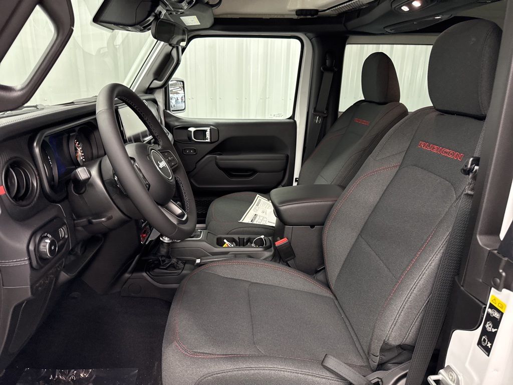 2025 Jeep Wrangler Rubicon - 11