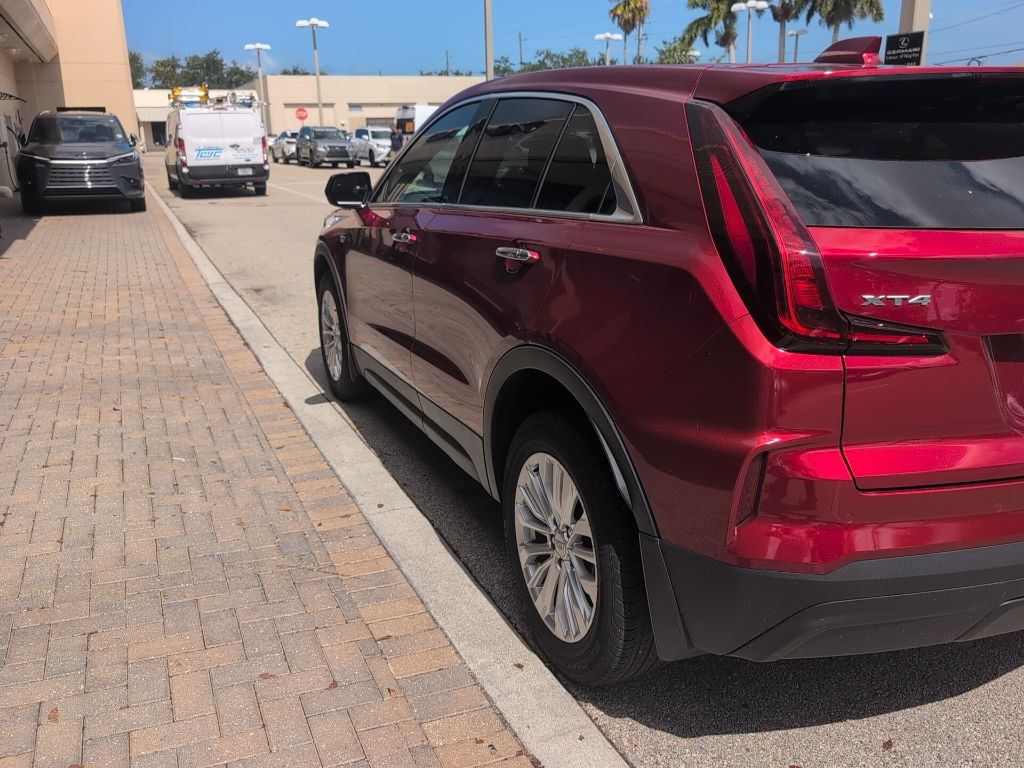 Used 2024 Red Cadillac Luxury image 10