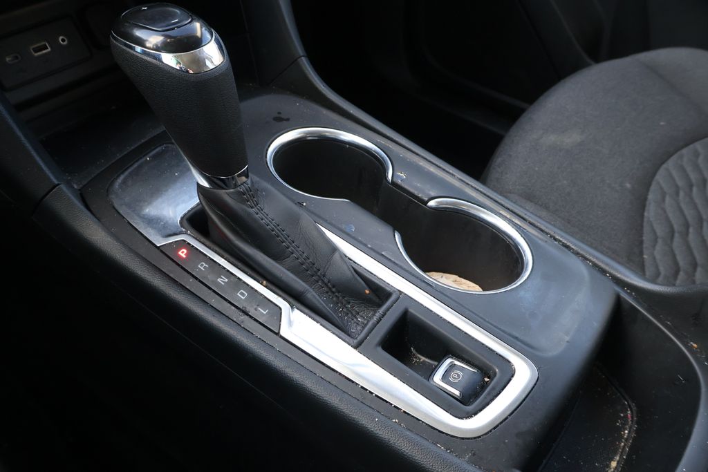 Thumbnail: 2021 Chevrolet Equinox - 25