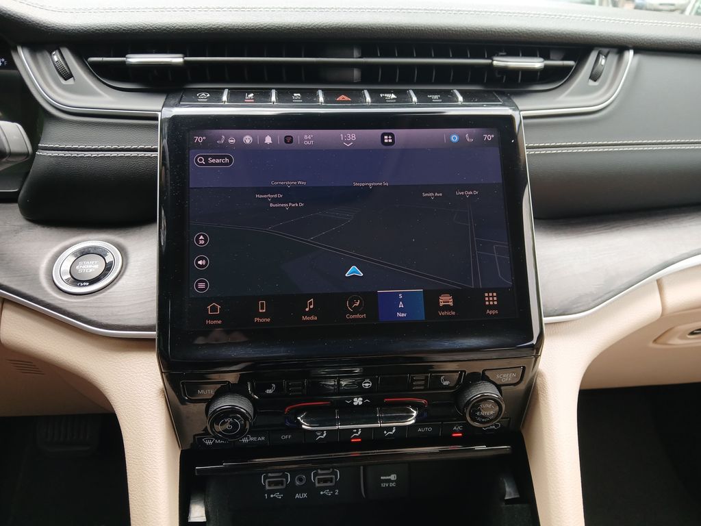 Used 2022 Gray Jeep Limited image 25