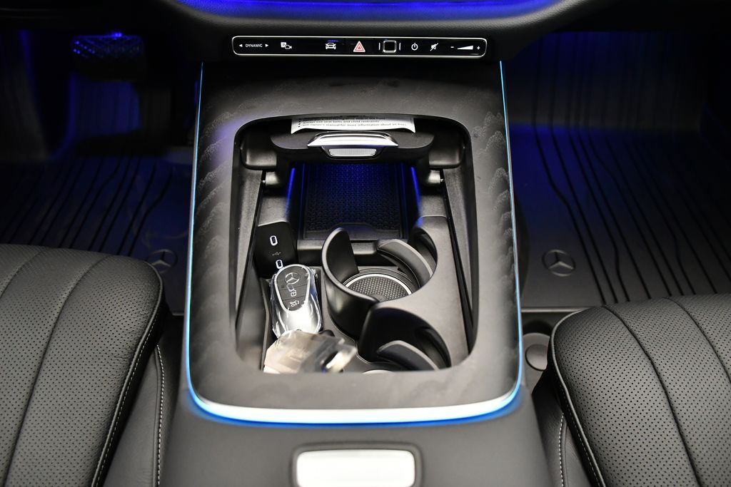 Thumbnail: 2026 Mercedes-Benz E-Class - 31