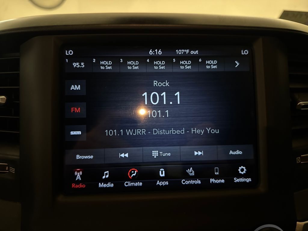 Used 2019 White Ram Big Horn/Lone Star image 24