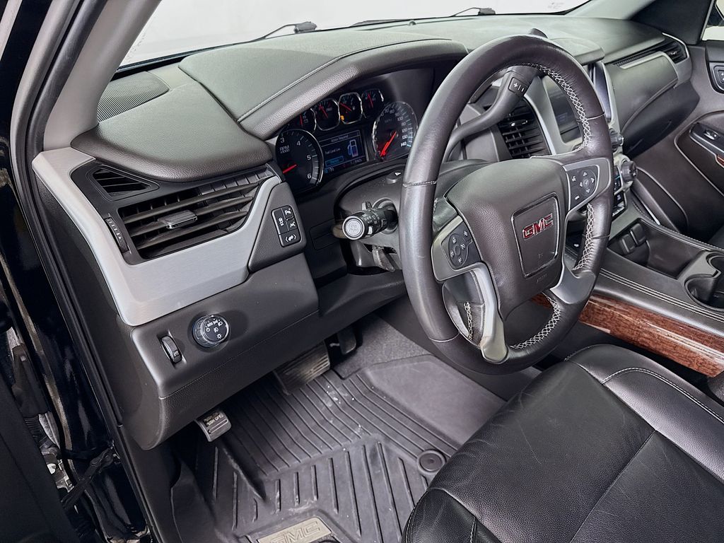 Thumbnail: 2020 GMC Yukon XL - 9