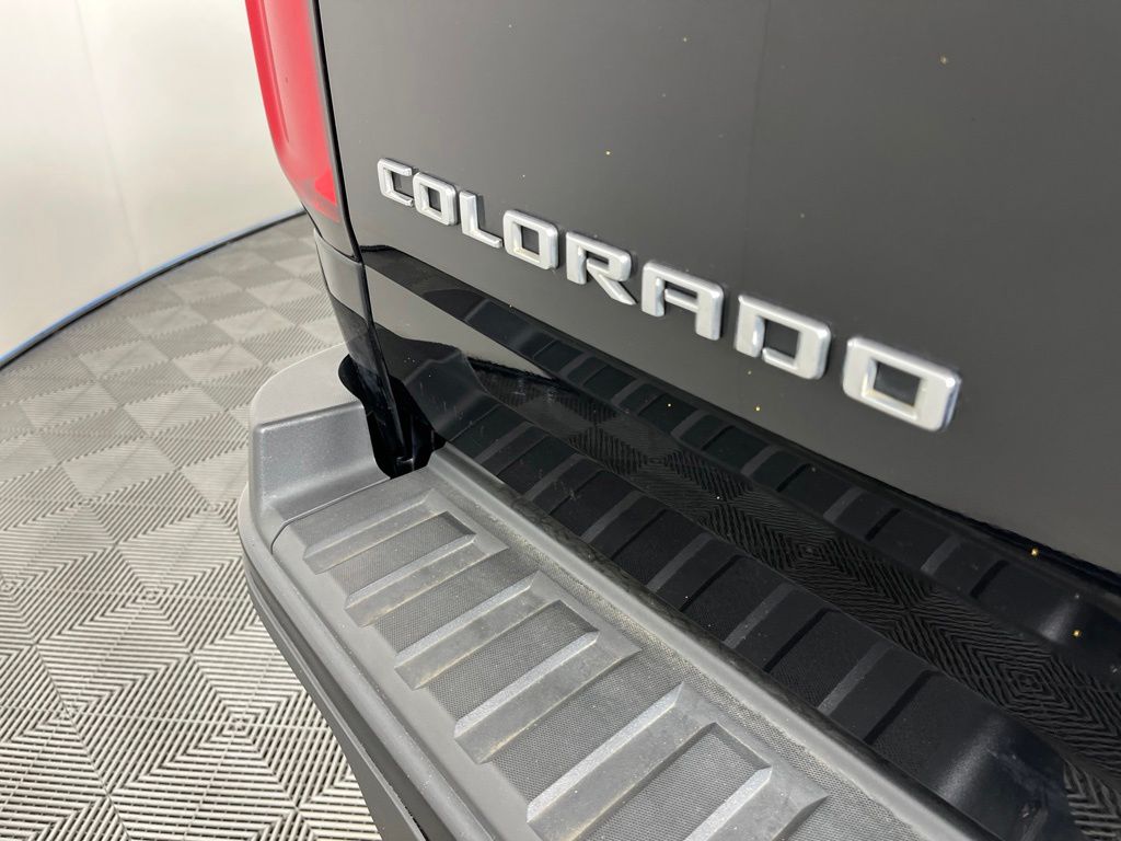 Thumbnail: 2021 Chevrolet Colorado - 24