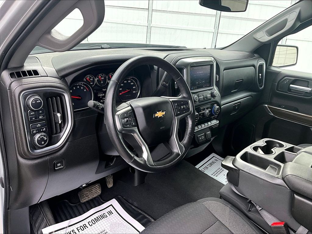 2021 Chevrolet Silverado 1500 — photo 8