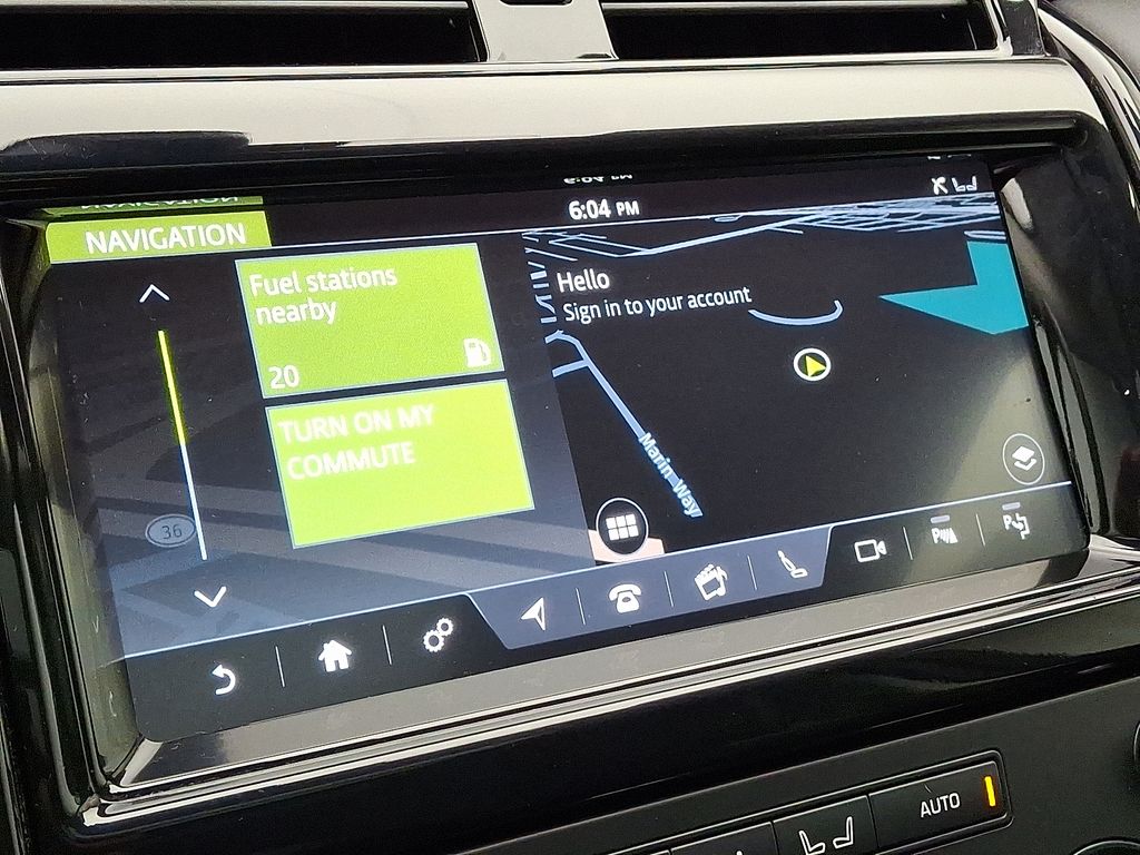 Thumbnail: 2019 Land Rover Discovery - 18