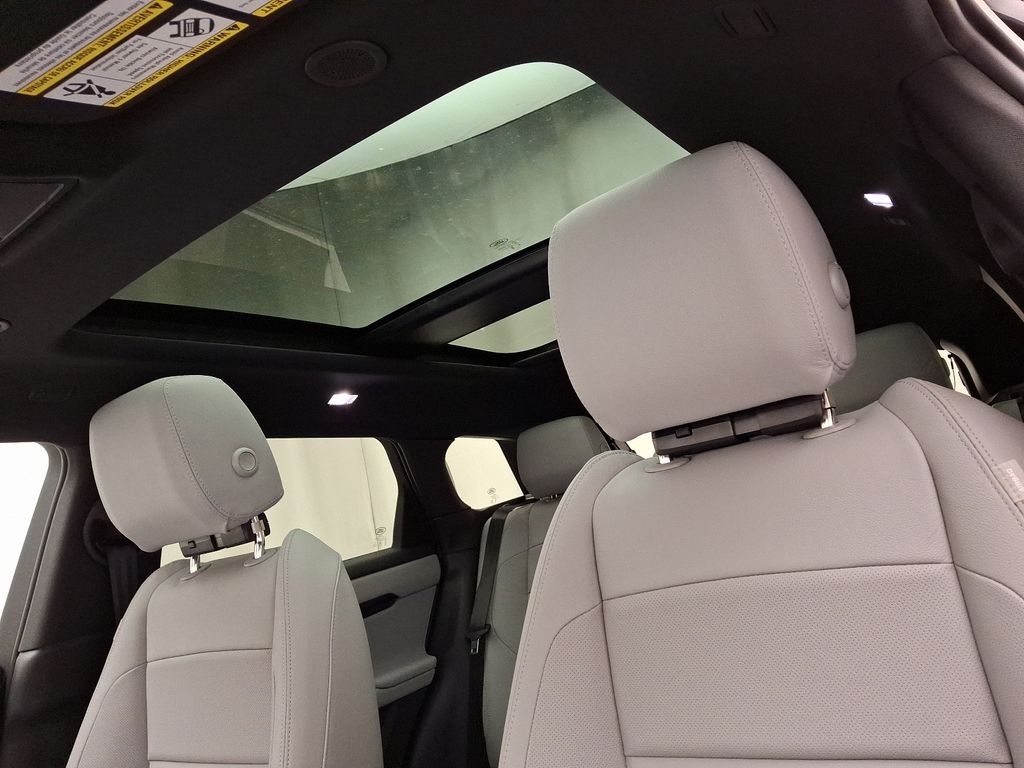 2026 Land Rover Range Rover Evoque S 9