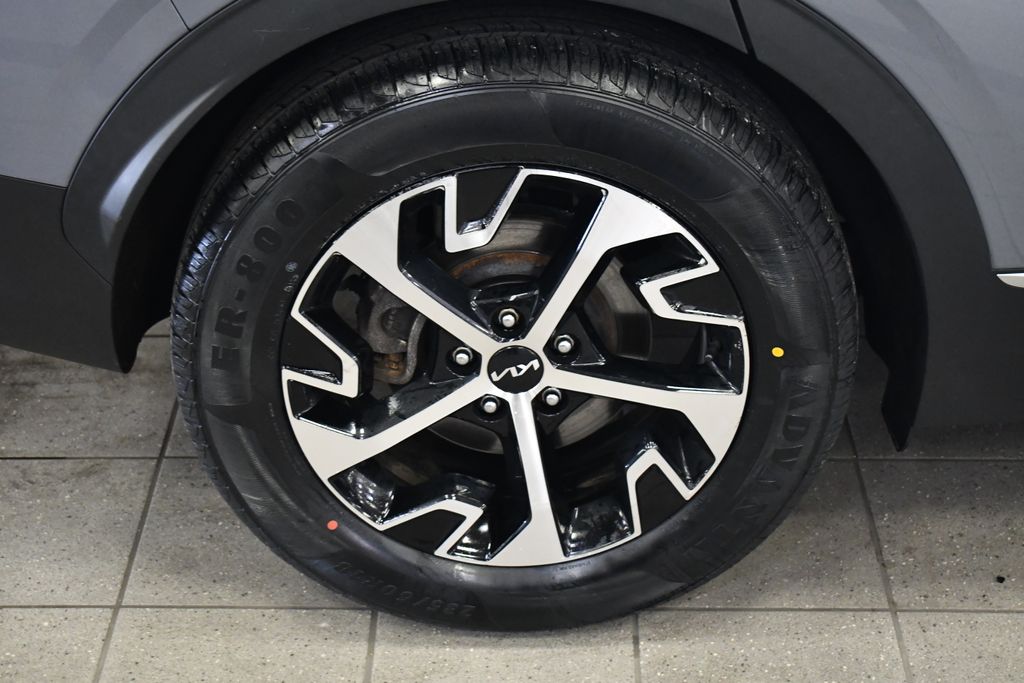 Thumbnail: 2023 Kia Sportage - 12