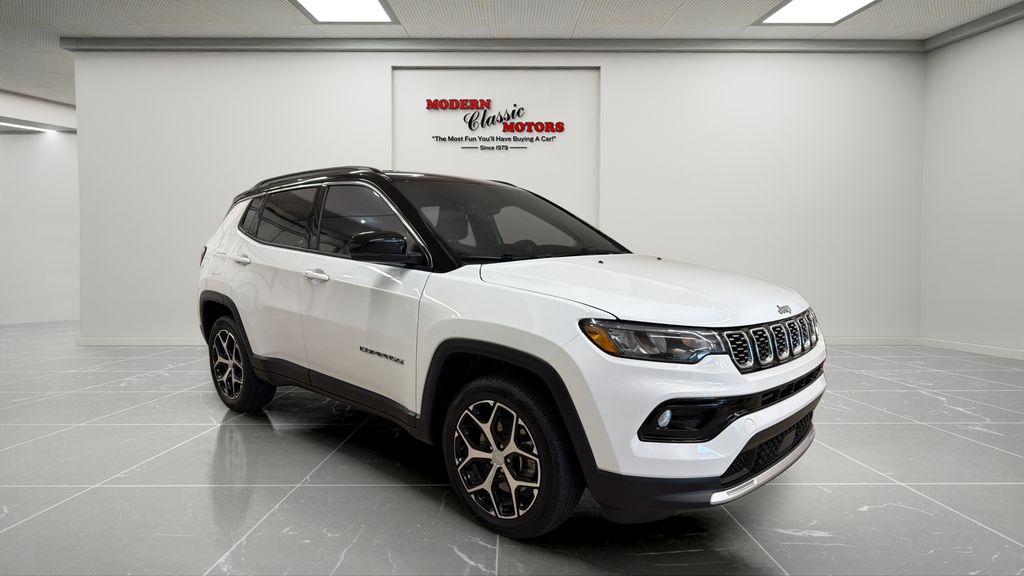 Bright White Clearcoat 2024 Jeep Compass SUV / Crossover Four-Wheel Drive 8-Speed Automatic