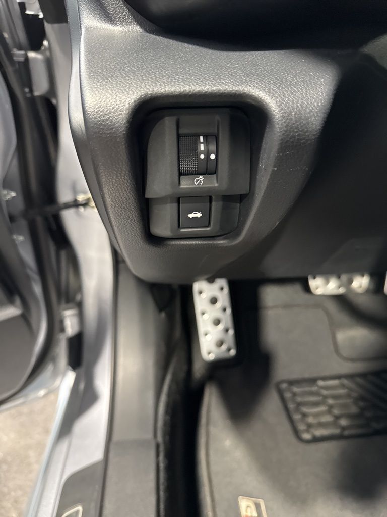 Thumbnail: 2023 Toyota GR86 - 29