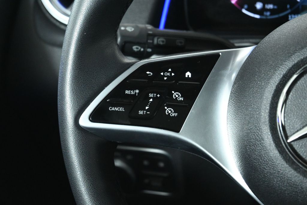 Thumbnail: 2025 Mercedes-Benz GLB - 18