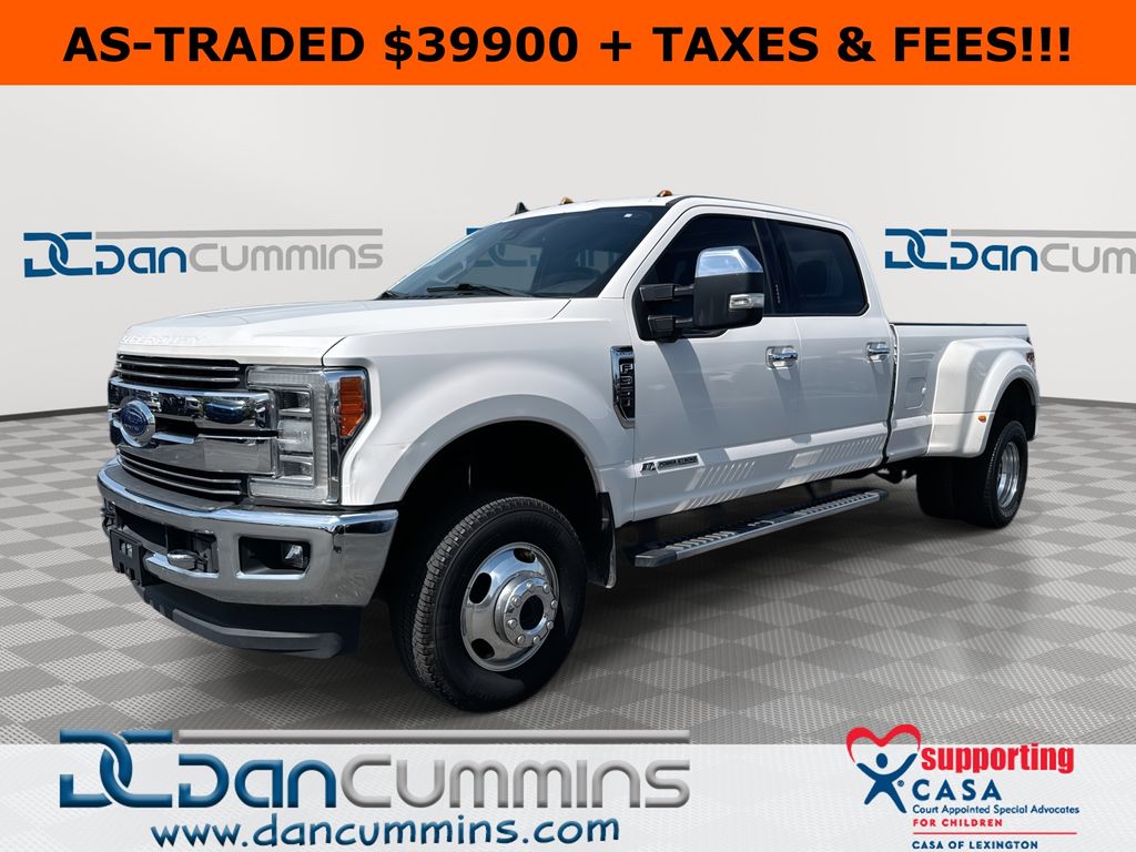 White Platinum 2019 Ford F-350 Super Duty Lariat Crew Cab LB DRW 4WD Pickup Truck Four-Wheel Drive 6-Speed Automatic