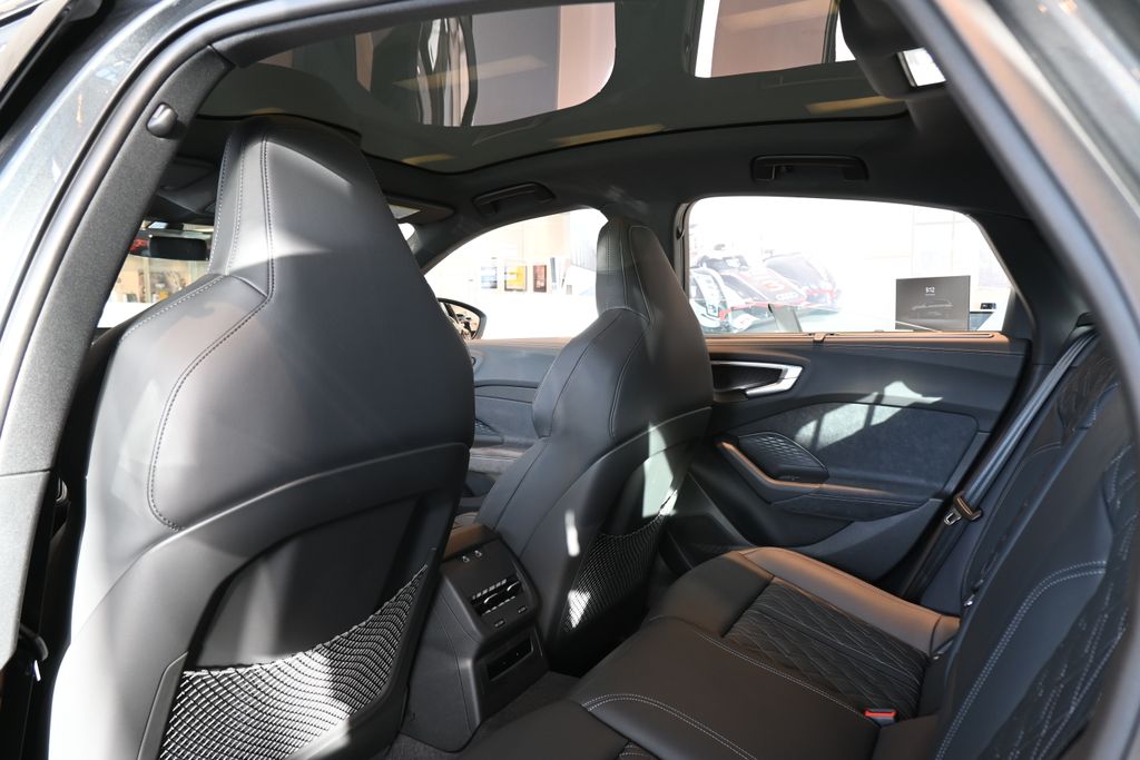 Thumbnail: 2025 Audi S5 - 24