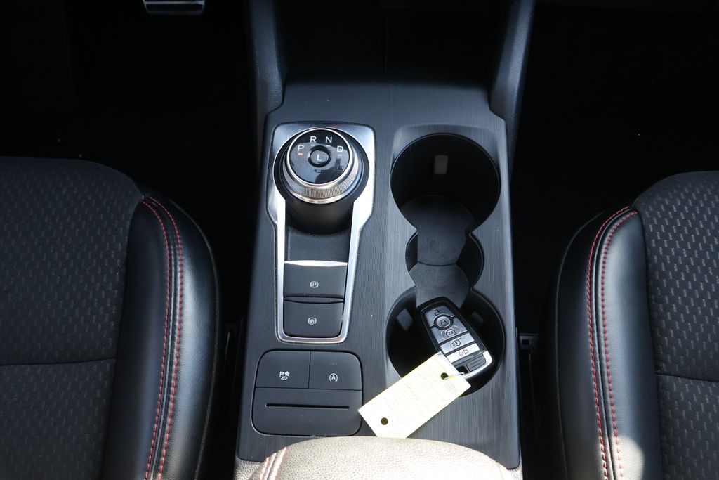 Thumbnail: 2024 Ford Escape - 21