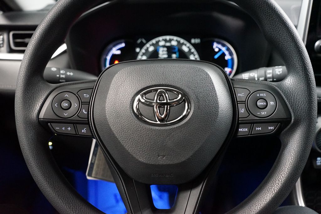 Thumbnail: 2025 Toyota RAV4 - 12