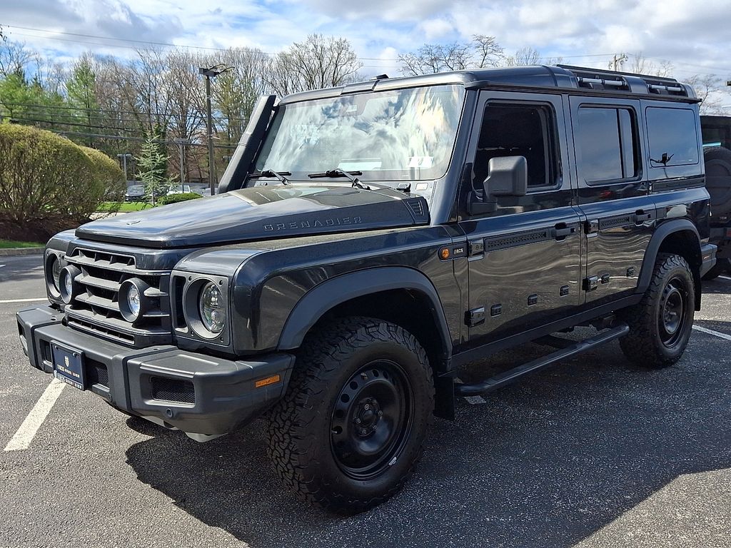 View vehicle photo 3