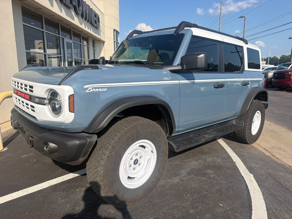 2025 Ford Bronco Azul (Azure Gray Metallic) SUV/Crossover Todo terreno Automática