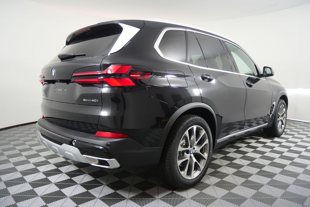 Thumbnail: 2026 BMW X5 - 3