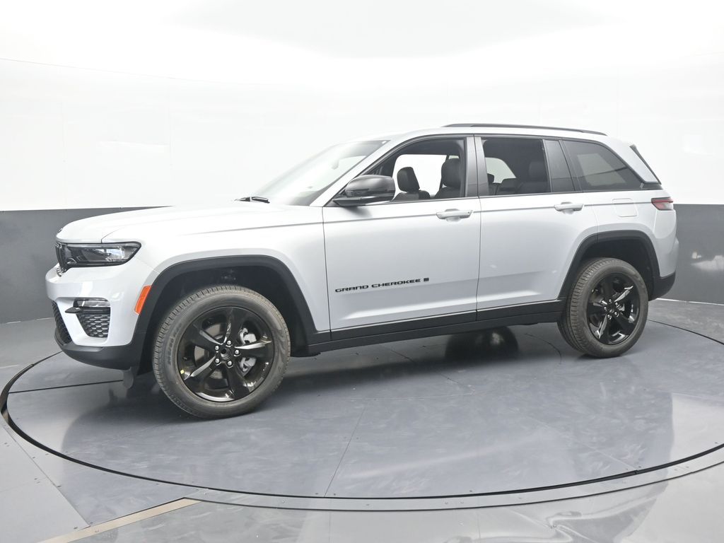 New 2025 Silver Zynith Jeep Limited image 2