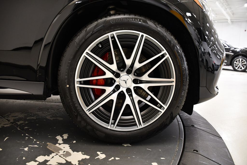 Thumbnail: 2025 Mercedes-Benz GLC - 16