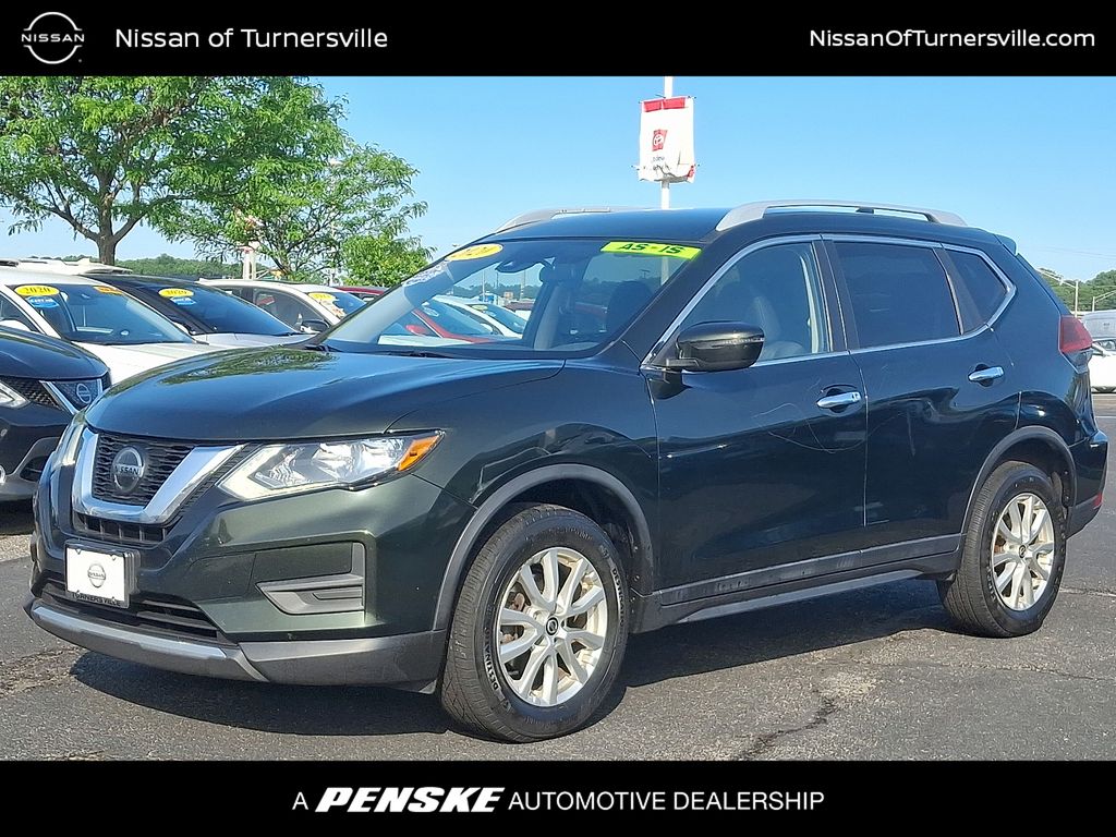 2020 Nissan Rogue SV Hero Image
