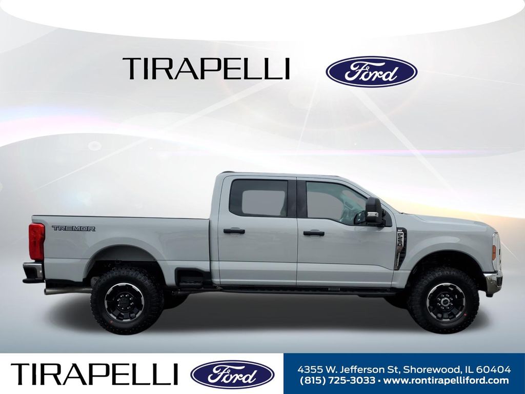 New 2026 White Ford XLT image 7