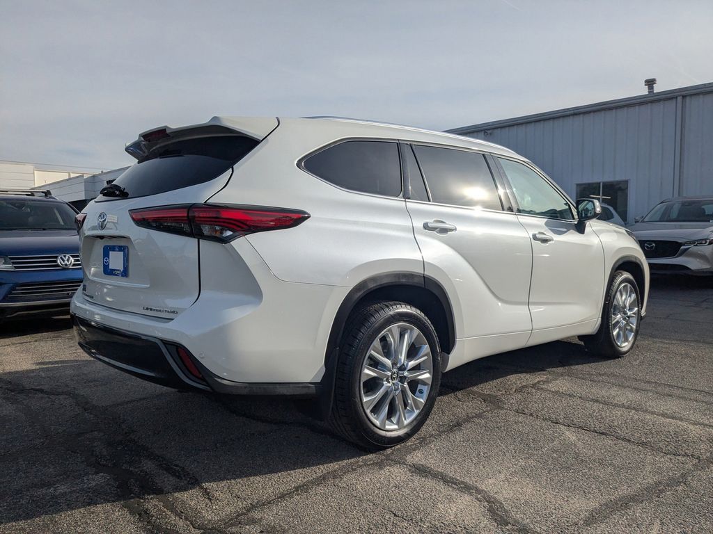 2021 Toyota Highlander Limited