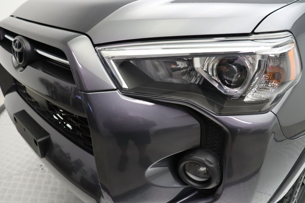 2023 Toyota 4Runner SR5 3