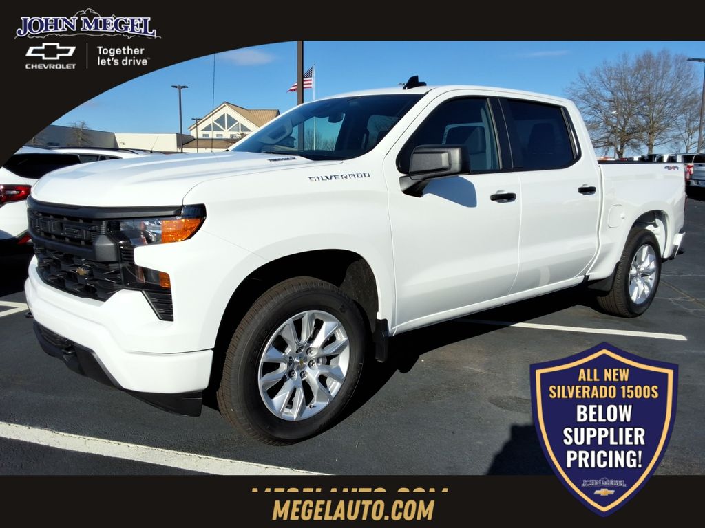 2026 Chevrolet Silverado 1500 Custom Crew Cab 4WD