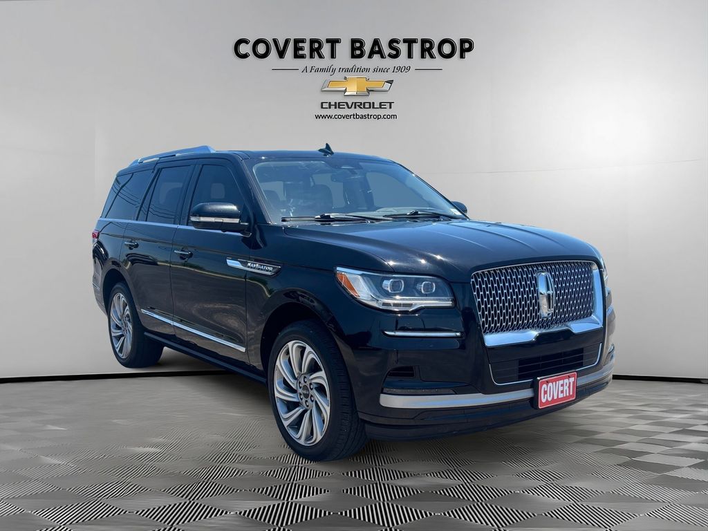 Used Car 2023 Lincoln Navigator  Reserve For Sale Under $70,000 In Austin, Texas