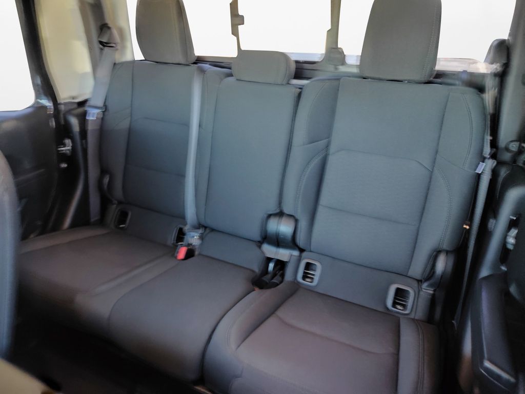 Used Car 2021 Jeep Gladiator  Willys For Sale Under $30,000 In Austin, Texas