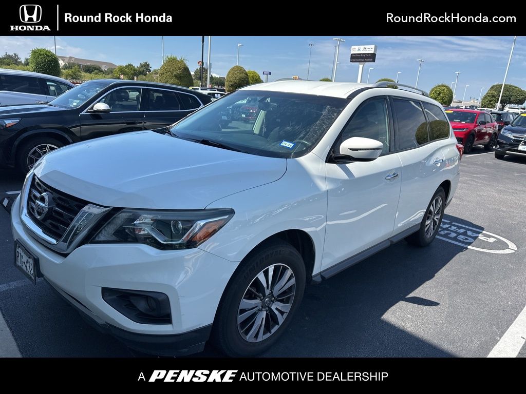 Thumbnail: 2018 Nissan Pathfinder - 1