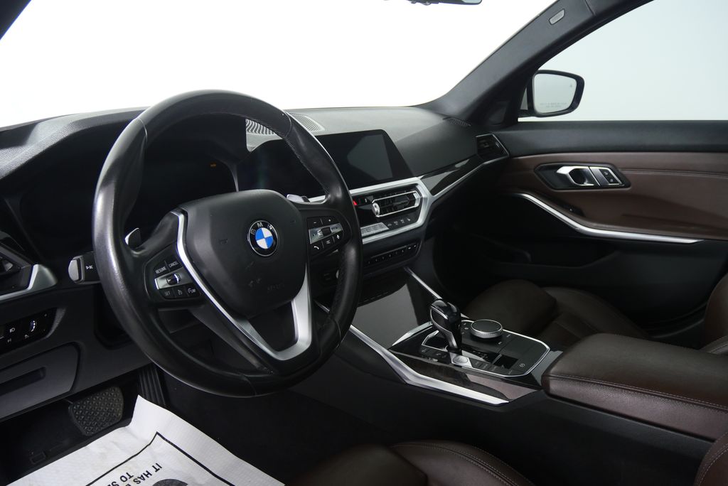Thumbnail: 2019 BMW 3 Series - 10