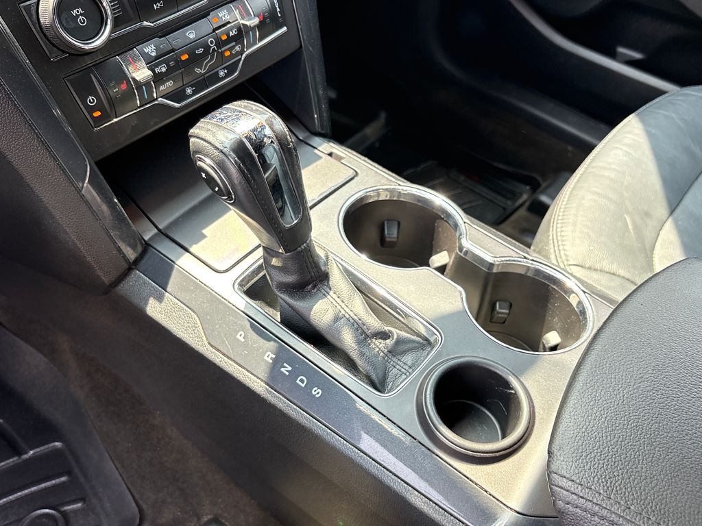 Used 2018 Silver Ford XLT image 28