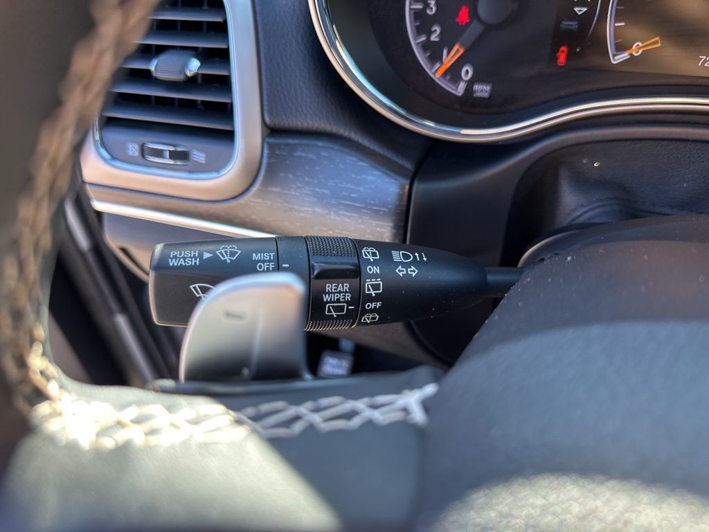 Used Car 2017 Jeep Grand Cherokee  Limited For Sale Under $20,000 In Austin, Texas