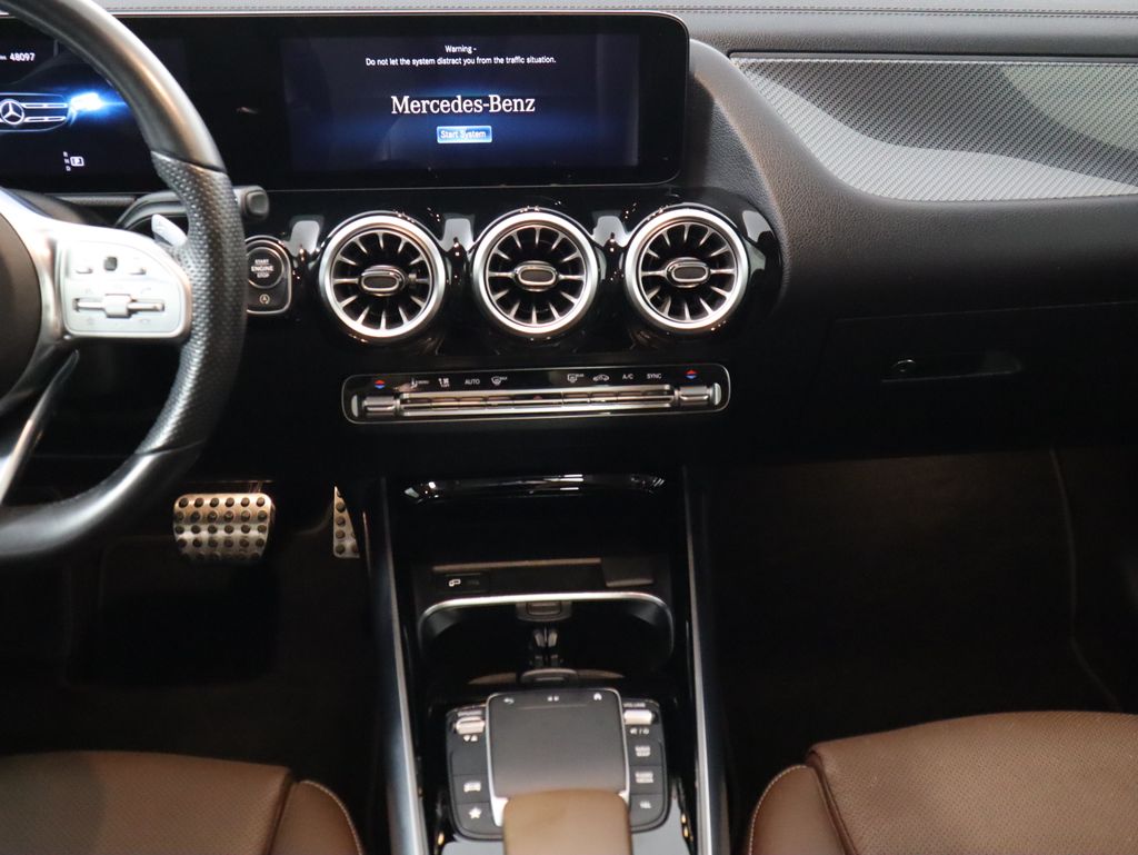 Thumbnail: 2022 Mercedes-Benz GLA - 14