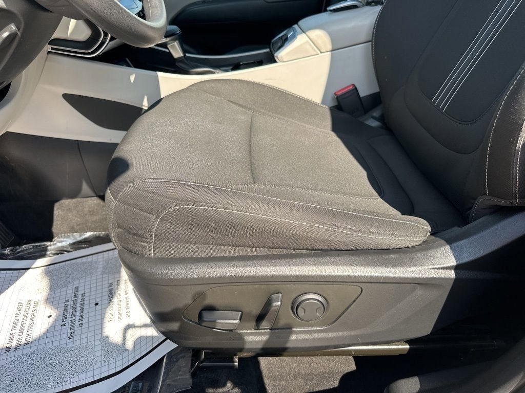 2024 White Pearl Hyundai Tucson SEL FWD SUV