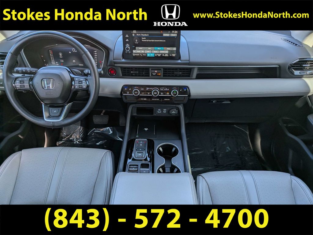 Used 2025 Honda Pilot SUV