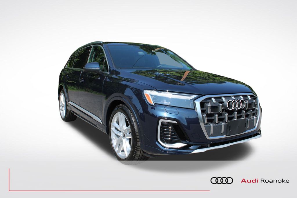 2025 Audi Q7 55 Premium Plus