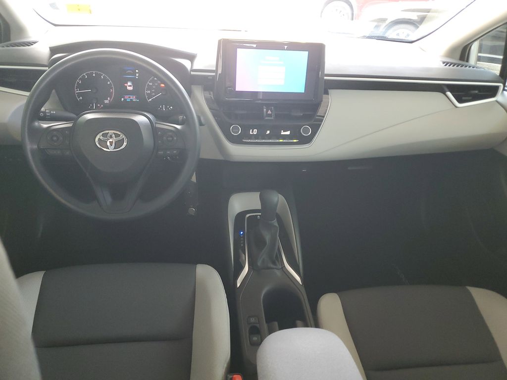 2025 Toyota Corolla LE photo 11