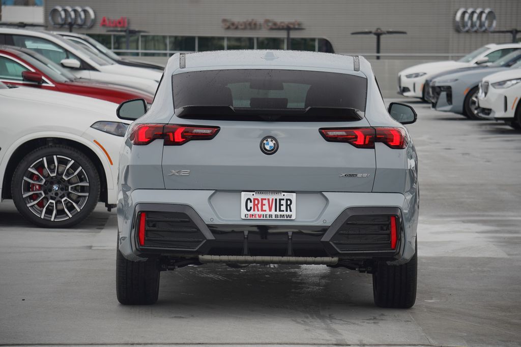 2025 BMW X2 xDrive28i 6