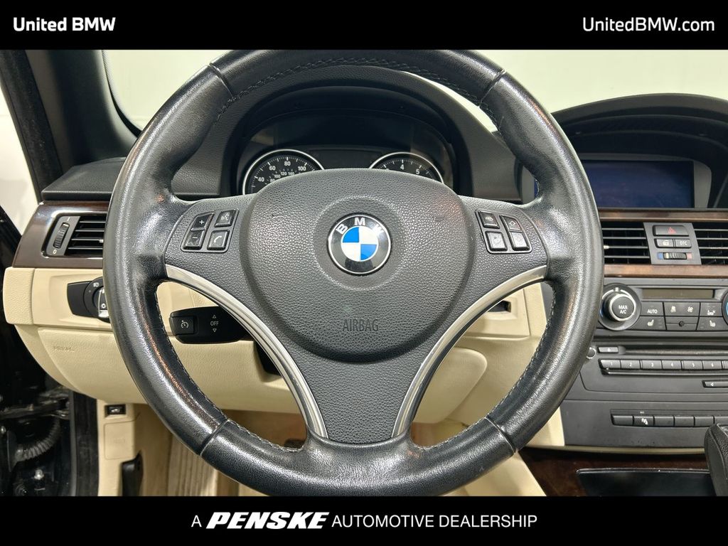 Thumbnail: 2011 BMW 3 Series - 13