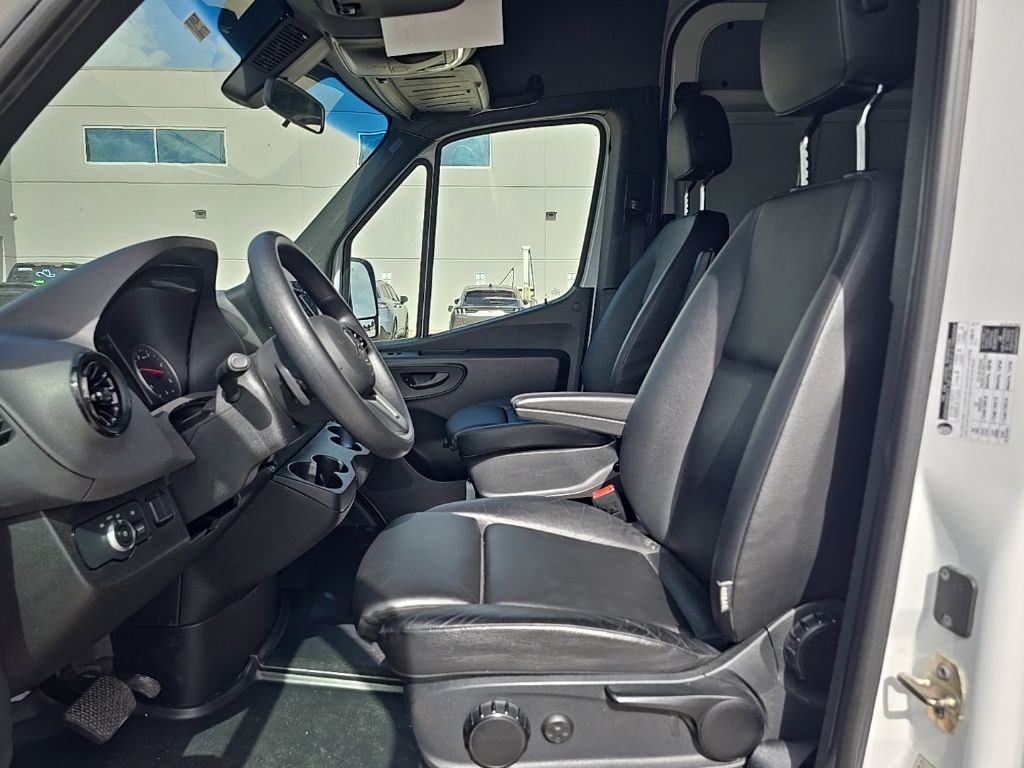 Used 2024 Mercedes-benz Sprinter 2500 Van