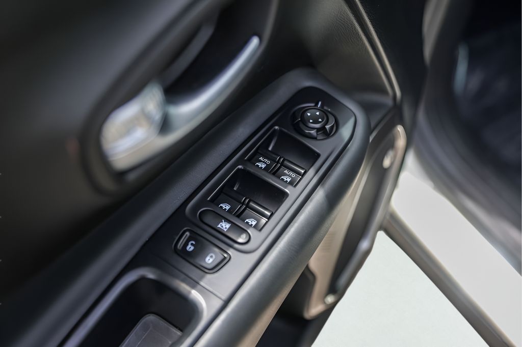 Used Car 2018 Jeep Renegade  Limited For Sale Under $20,000 In Austin, Texas