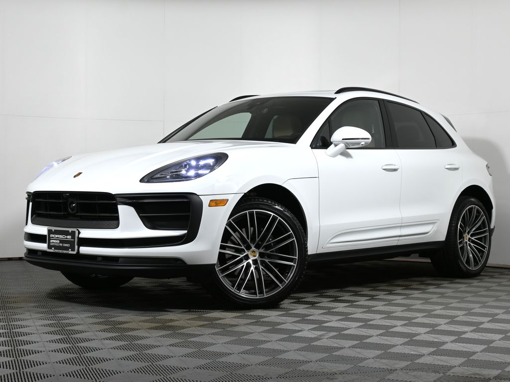 2024 Porsche Macan  -
                Warwick, RI