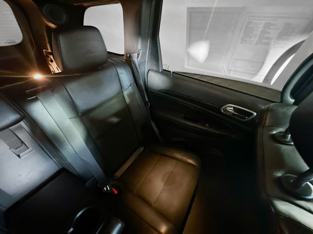 Used 2019 Gray Jeep Altitude image 14